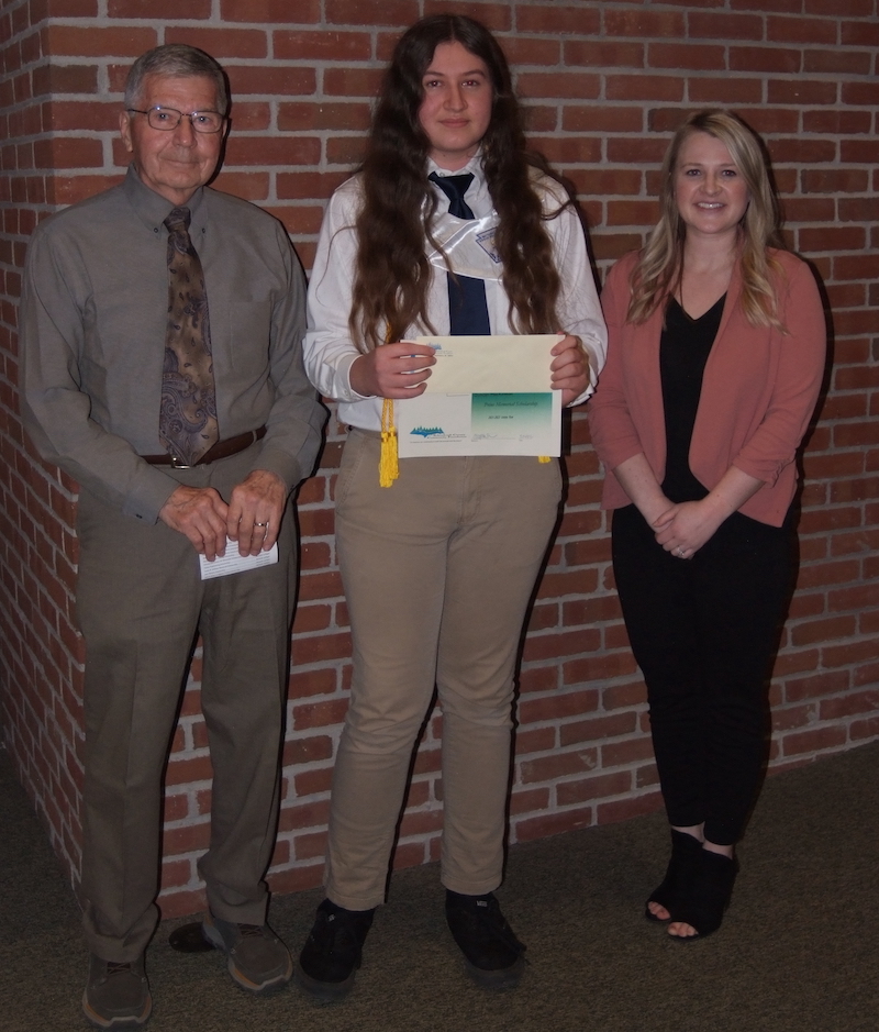 There were also 21 applicants for the $2,000 Prine Scholarship. That award is split, with $1,000 given in the first semester and the other $1,000 given in the second semester if the student shows a class schedule and maintains a 3.5 GPA. Duncan MacKinnon of Germfask, pictured with Wodzinski and Swanson, is this year’s recipient. He plans to attend Michigan State with a major in Chinese and/or international relations to become a foreign diplomat.